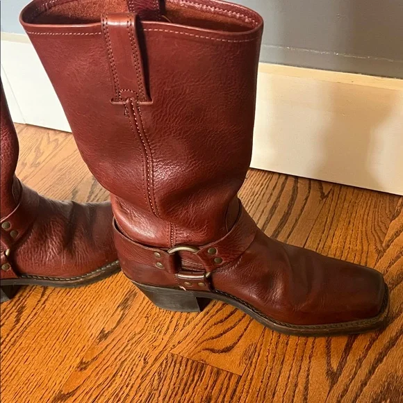Frye Harness Burgundy Leather Boots - Picture 6 of 10